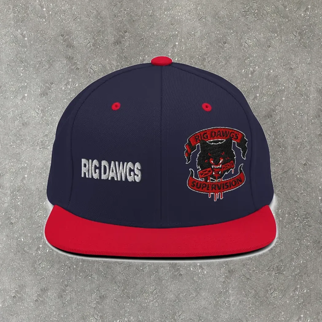 Wolf Patch Snapback in navy / red