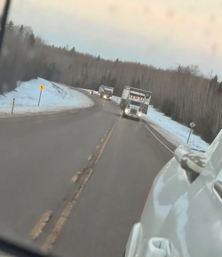 Winter highway, load running behind
